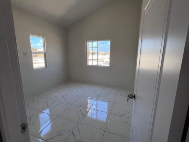 House For Rent in Portmore, St. Catherine Jamaica | [8]