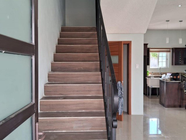 Townhouse For Rent in Denbigh, Clarendon Jamaica | [5]