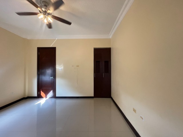 Apartment For Rent in New Kingston, Kingston / St. Andrew Jamaica | [4]