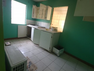 House For Sale in Meadowbrook, Kingston / St. Andrew Jamaica | [5]