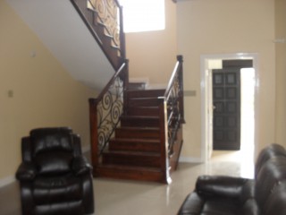 Townhouse For Rent in Hatfield, Manchester Jamaica | [6]