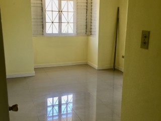 Townhouse For Rent in Seymour Manor, Kingston / St. Andrew Jamaica | [5]