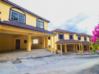 Townhouse For Sale in Norbook Heights, Kingston / St. Andrew Jamaica | [4]