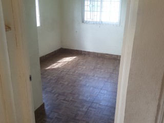 Apartment For Rent in MtSalemClock Tower, St. James Jamaica | [9]