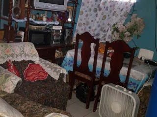 House For Sale in Text Lane, Kingston / St. Andrew Jamaica | [7]
