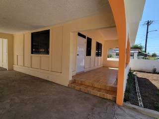 2 bed House For Sale in DUHANEY PARK, Kingston / St. Andrew, Jamaica