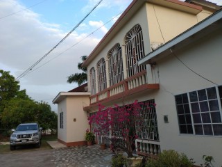 9 bed House For Sale in Savanna laMar, Westmoreland, Jamaica