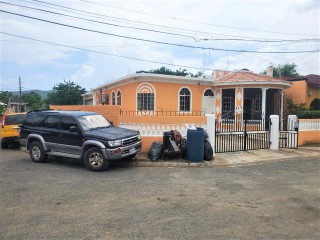 3 bed House For Sale in Cumberland Portmore, St. Catherine, Jamaica