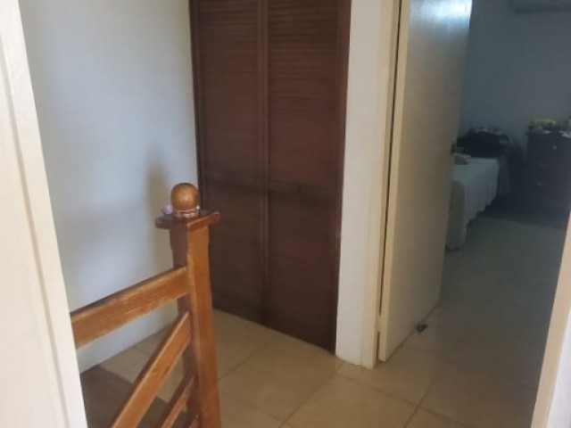 Townhouse For Sale in TWICKENHAM PARK SPANISH TOWN, St. Catherine Jamaica | [4]