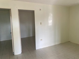 Flat For Rent in Innswood Village, St. Catherine Jamaica | [2]