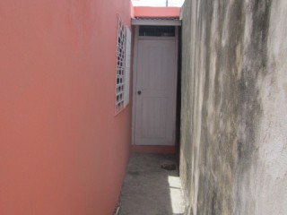 House For Rent in Portsmouth Portmore, St. Catherine Jamaica | [11]