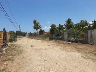 House For Sale in Terrier Town  Race Track, Clarendon Jamaica | [13]