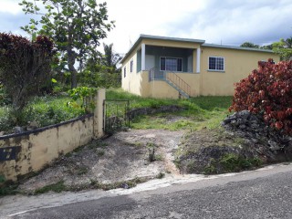 Hanbury Road Price Reduced, Manchester, Jamaica - House for Sale