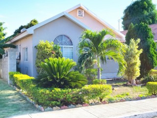 3 bed House For Sale in Caribbean Estate, St. Catherine, Jamaica