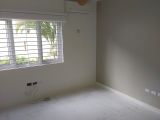Apartment For Rent in The Riviera, Kingston / St. Andrew Jamaica | [1]
