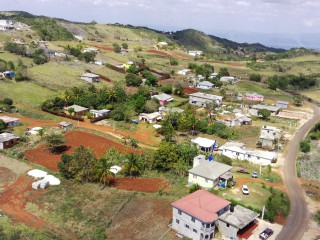 4 bed House For Sale in Junction, St. Elizabeth, Jamaica