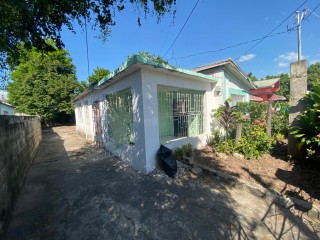 House For Sale in Pembroke Hall, Kingston / St. Andrew Jamaica | [2]