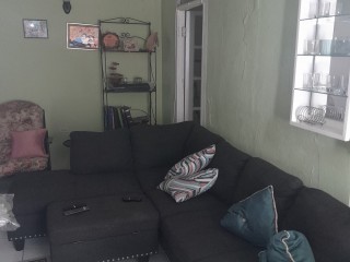 House For Sale in Ensom City, St. Catherine Jamaica | [4]
