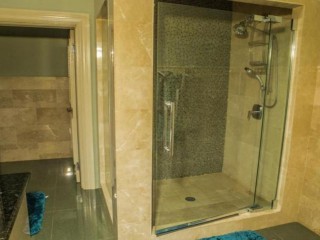 House For Rent in Hollywood Drive, Kingston / St. Andrew Jamaica | [4]