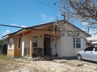 House For Sale in Hellshire Park, St. Catherine Jamaica | [3]