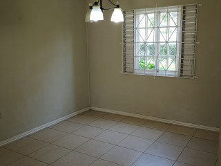 Townhouse For Rent in Dillsbury Avenue, Kingston / St. Andrew Jamaica | [9]