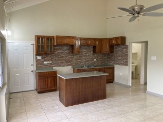Apartment For Sale in Red Hills, Kingston / St. Andrew Jamaica | [2]