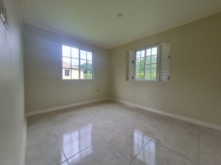 House For Rent in Ewarton, St. Catherine Jamaica | [5]