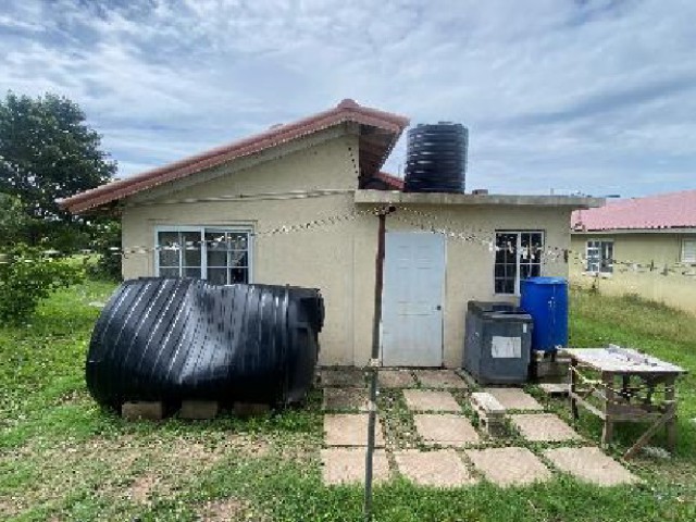 House For Sale in Old Harbour, St. Catherine Jamaica | [4]