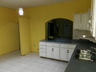 Townhouse For Rent in Pines of Karachi, Kingston / St. Andrew Jamaica | [2]