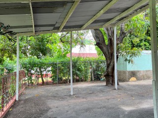 4 bed House For Sale in Forest Hills Red Hills, Kingston / St. Andrew, Jamaica