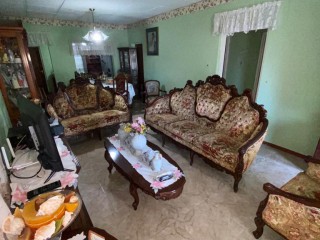 House For Rent in Molynes, Kingston / St. Andrew Jamaica | [2]