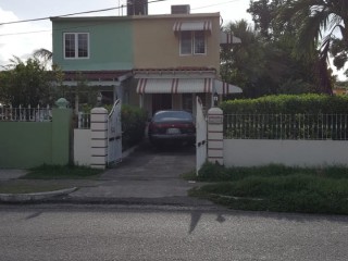 House For Sale in Ensom City, St. Catherine Jamaica | [12]