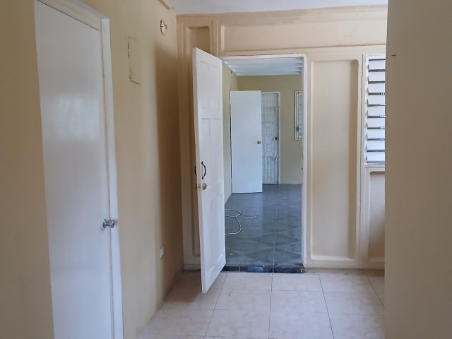 House For Rent in East  Ascott, St. Catherine Jamaica | [8]
