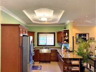 Apartment For Rent in CHARLEMONT   KINGSTON 6, Kingston / St. Andrew Jamaica | [7]