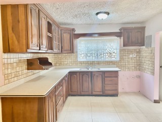 Townhouse For Sale in Kingston 19, Kingston / St. Andrew Jamaica | [2]