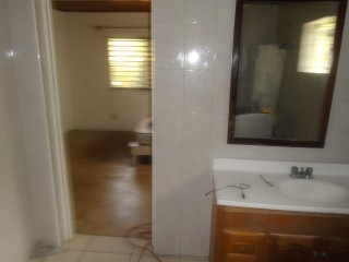 House For Sale in Havendale, Kingston / St. Andrew Jamaica | [9]