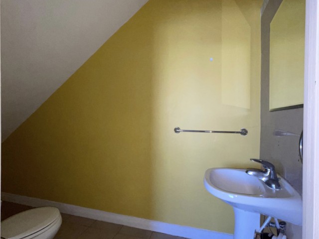 Townhouse For Rent in Caribbean Estate Greater Portmore, St. Catherine Jamaica | [9]