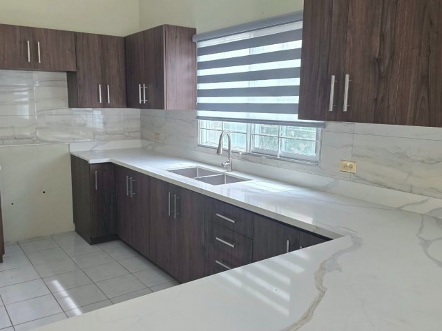 House For Rent in Portmore, St. Catherine Jamaica | [3]