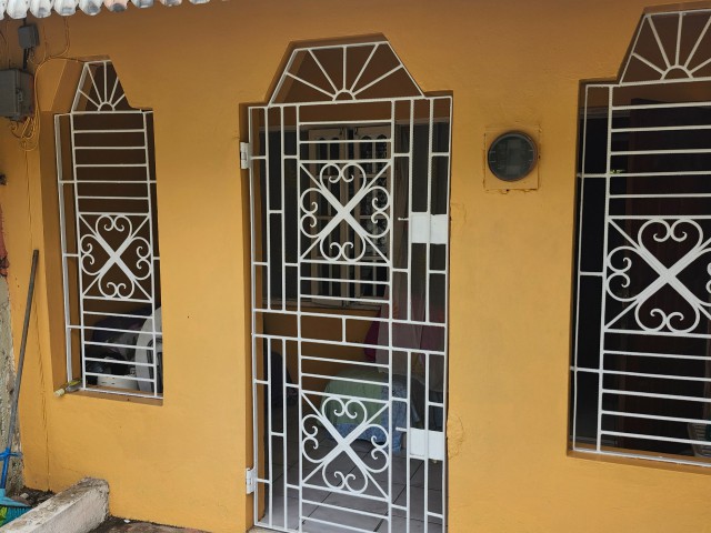 Townhouse For Sale in Hamilton Gardens, St. Catherine Jamaica | [6]