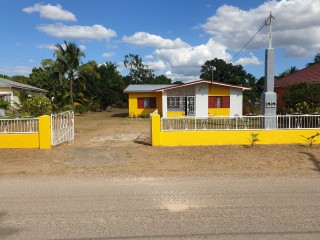 House For Sale in Osburnstore, Clarendon Jamaica | [8]