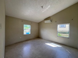 House For Sale in May Pen, Clarendon Jamaica | [6]