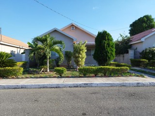 3 bed House For Sale in Caribbean Estate, St. Catherine, Jamaica