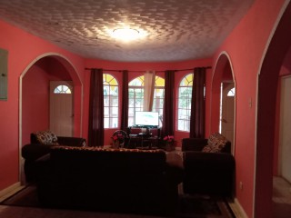 House For Sale in Manchester, Kingston / St. Andrew Jamaica | [8]