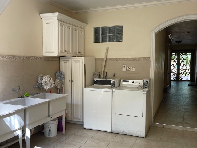 Apartment For Sale in Havendale, Kingston / St. Andrew Jamaica | [1]