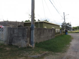 House For Sale in New Town Housing Scheme, Clarendon Jamaica | [4]