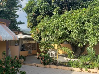 House For Sale in Mona Heights, Kingston / St. Andrew Jamaica | [3]