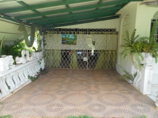 House For Sale in Treadways, St. Catherine Jamaica | [3]