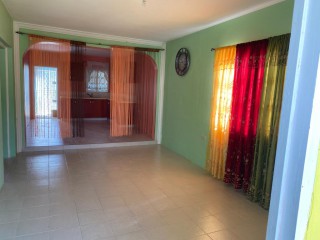House For Rent in Sandhills Vista Hellshire, St. Catherine Jamaica | [5]