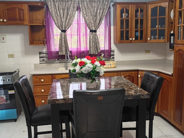  For Rent in Mandeville JAMAICA, Manchester Jamaica | [3]