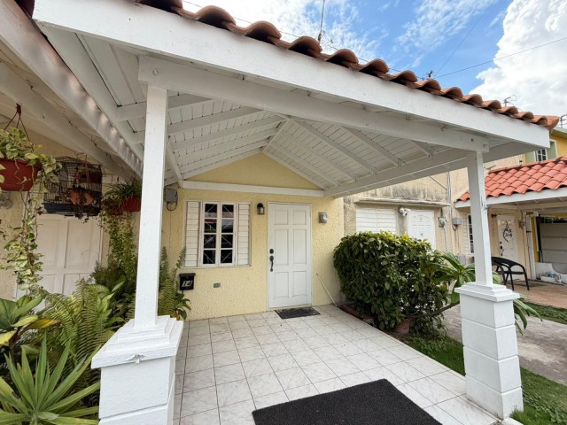 2 bed Townhouse For Sale - MOLYNES GARDENS, Kingston / St. Andrew, Jamaica